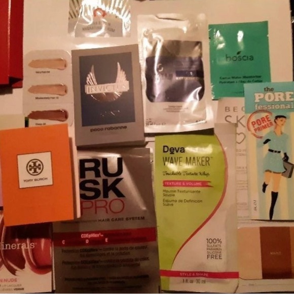Ulta Beauty 27 Pc Lip and Beauty Bag